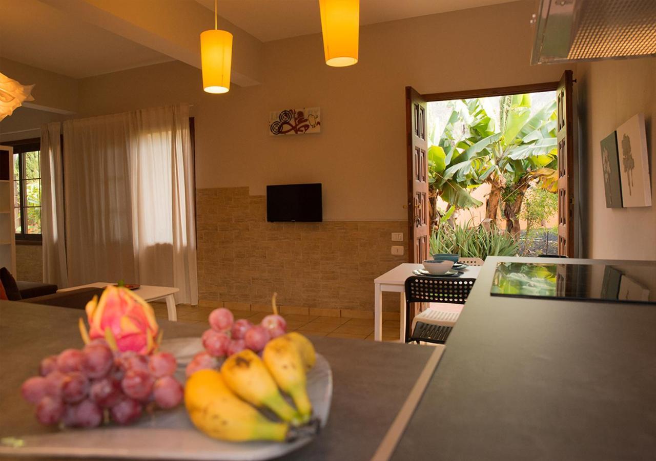 Energy Garden Villa บาฮามาร์ ภายนอก รูปภาพ