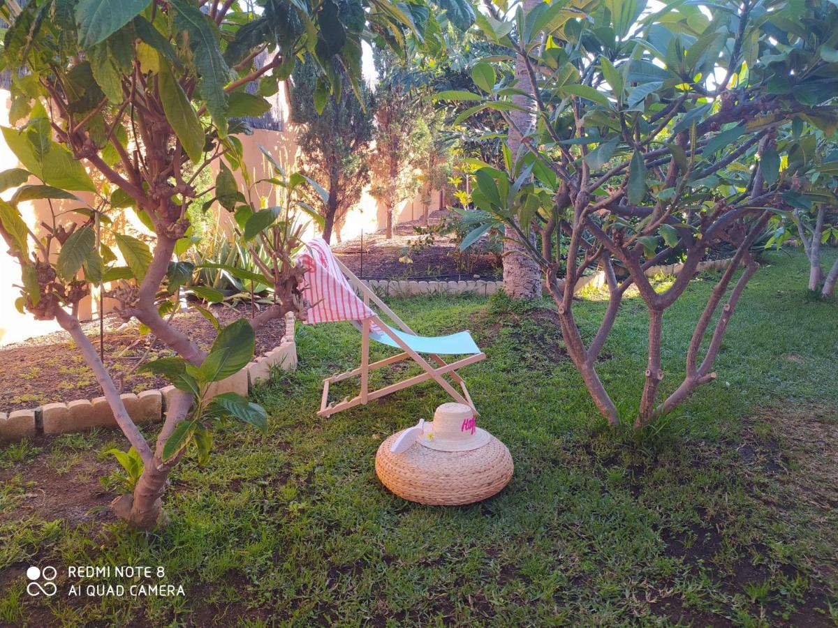Energy Garden Villa บาฮามาร์ ภายนอก รูปภาพ