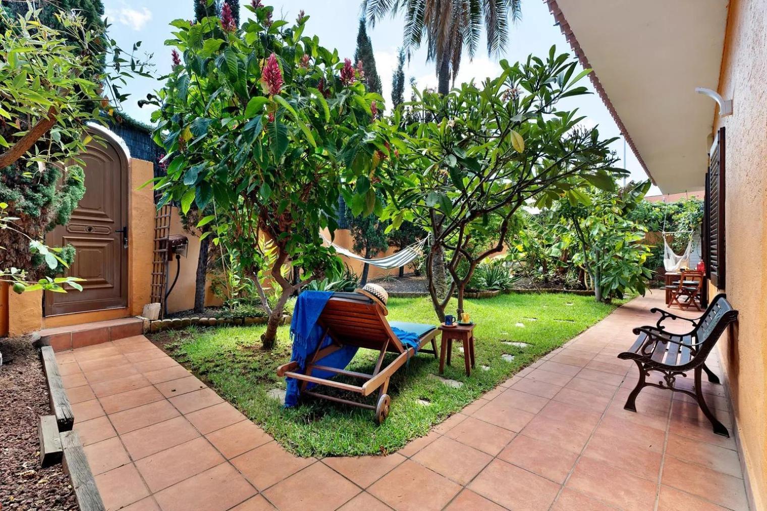 Energy Garden Villa บาฮามาร์ ภายนอก รูปภาพ